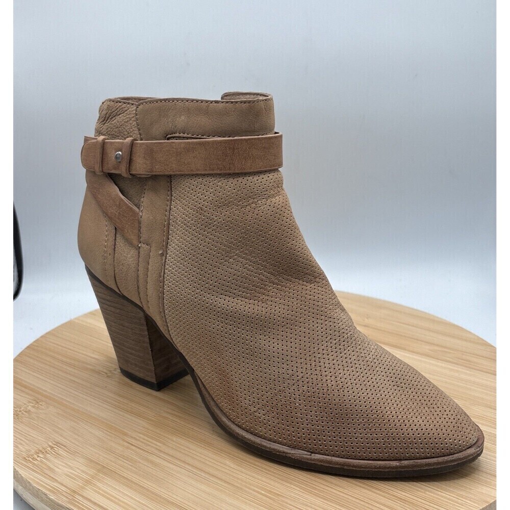 Dolce Vita Yuri Ankle Boot Natural Light Tan Nubuck Perforated Side Zip 10M